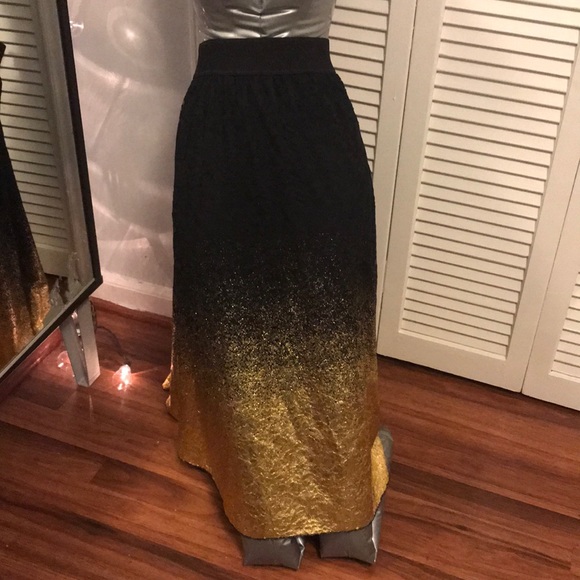 LuLaRoe Dresses & Skirts - B2G1F: LLR Elegant Lola Black Lace w/ Gold Skirt